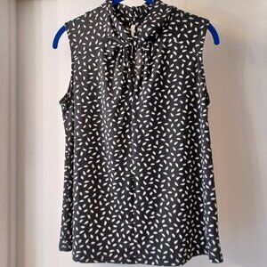 H&M Black & white sleeveless top - Size S